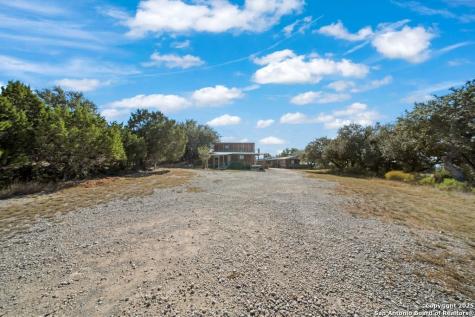 901 Cedar Rise Canyon Lake TX 78133