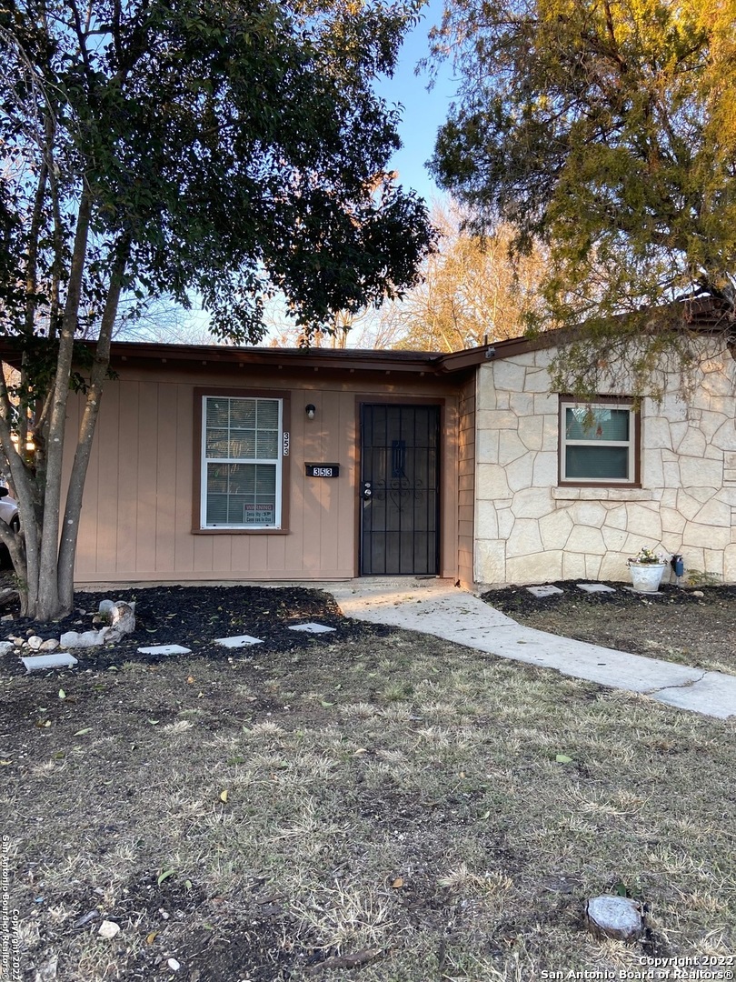 351-353 Babcock Road San Antonio TX 78201