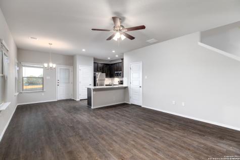 367-369 Emma Drive New Braunfels TX 78130