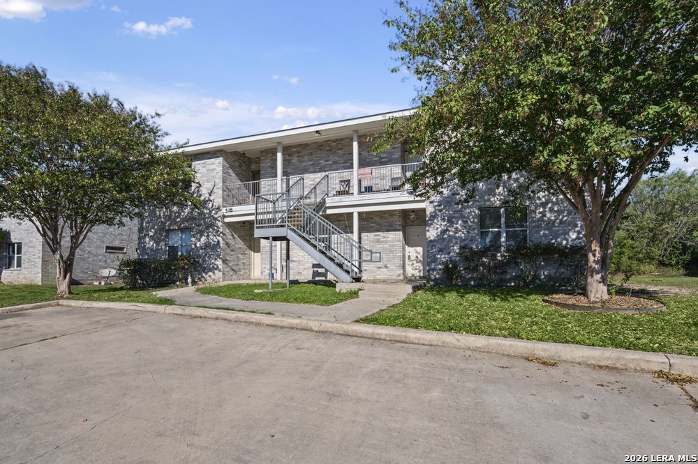 518 Dukeway Universal City TX 78148