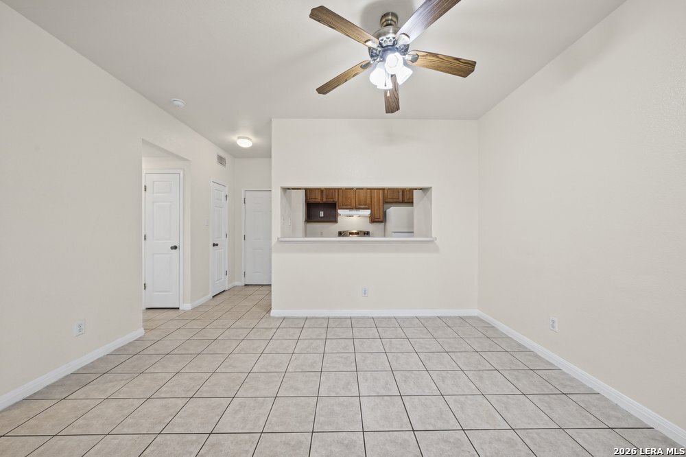 518 Dukeway Universal City TX 78148