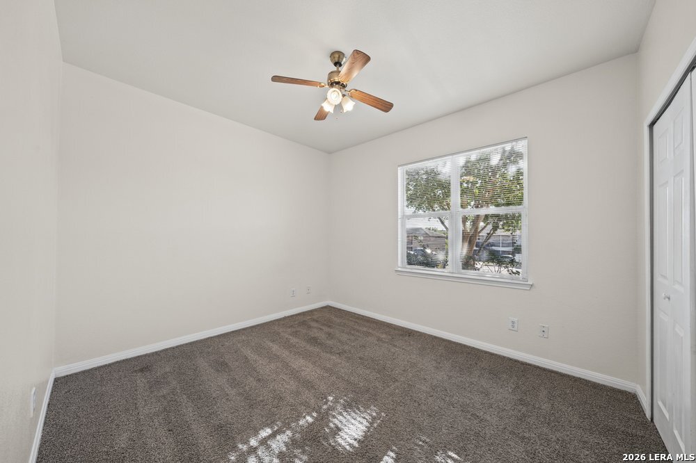 518 Dukeway Universal City TX 78148