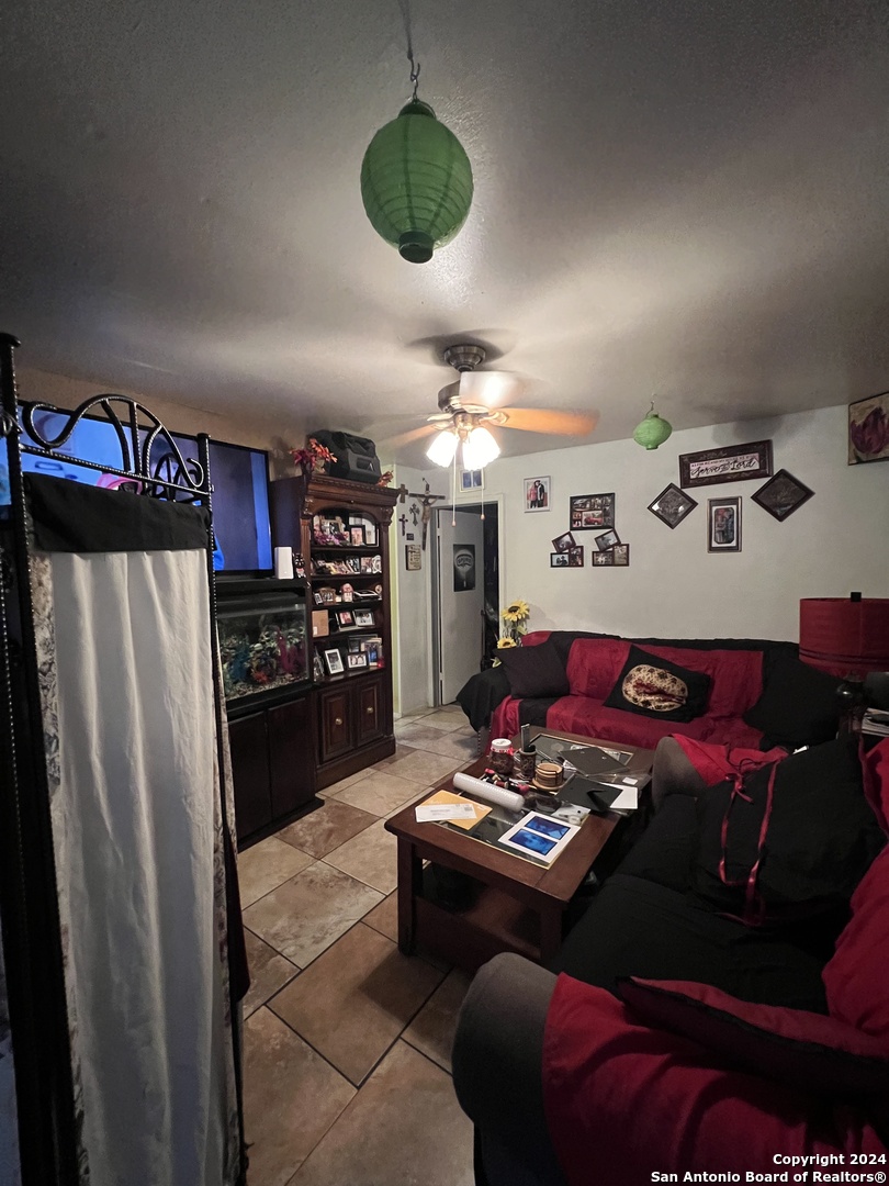 710 E Southcross Boulevard San Antonio TX 78214