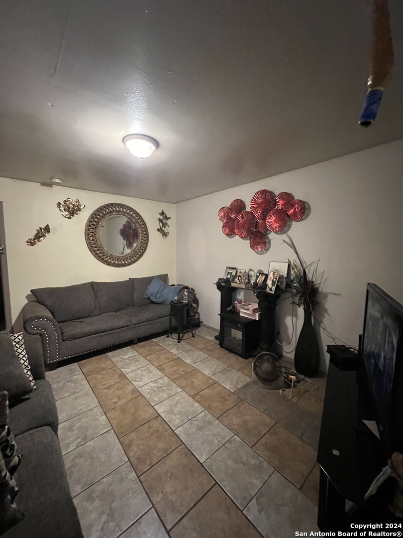 710 E Southcross Boulevard San Antonio TX 78214