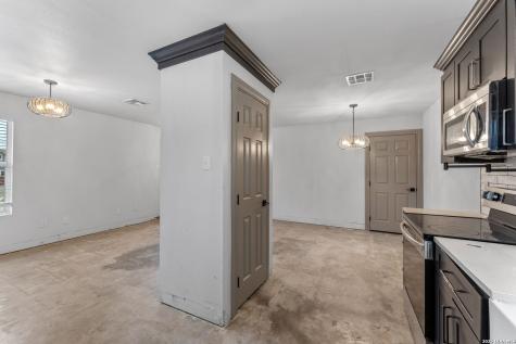 907 Dawson San Antonio TX 78202