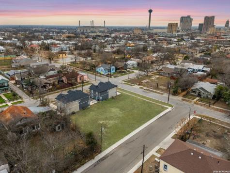 907 Dawson San Antonio TX 78202