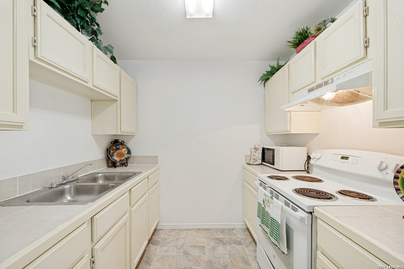 306 E Lindbergh Boulevard Universal City TX 78148