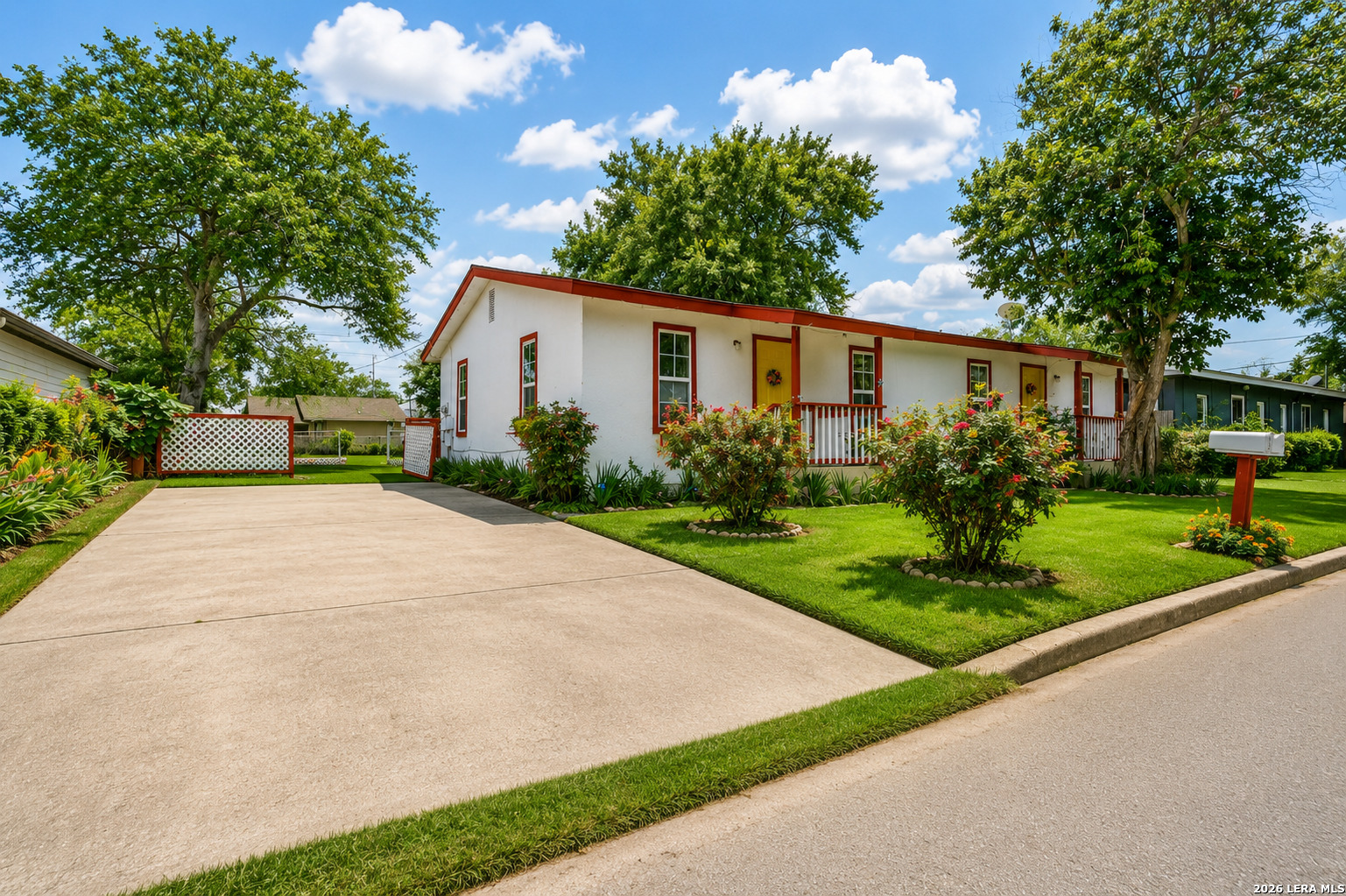 306 E Lindbergh Boulevard Universal City TX 78148