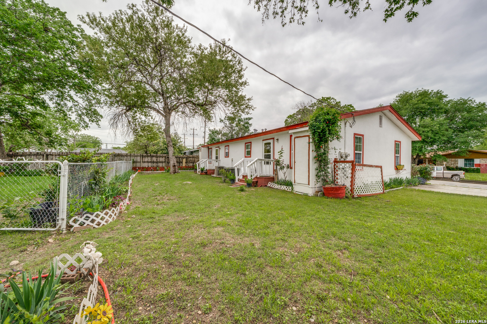 306 E Lindbergh Boulevard Universal City TX 78148