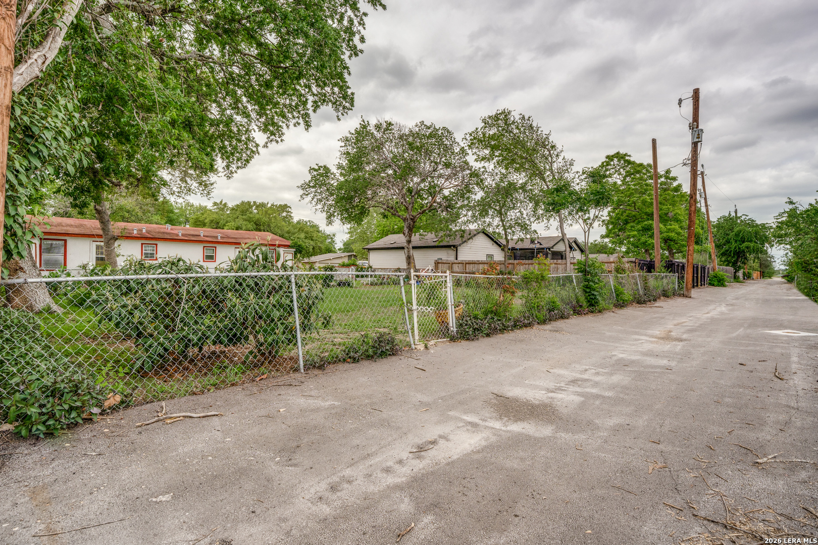 306 E Lindbergh Boulevard Universal City TX 78148