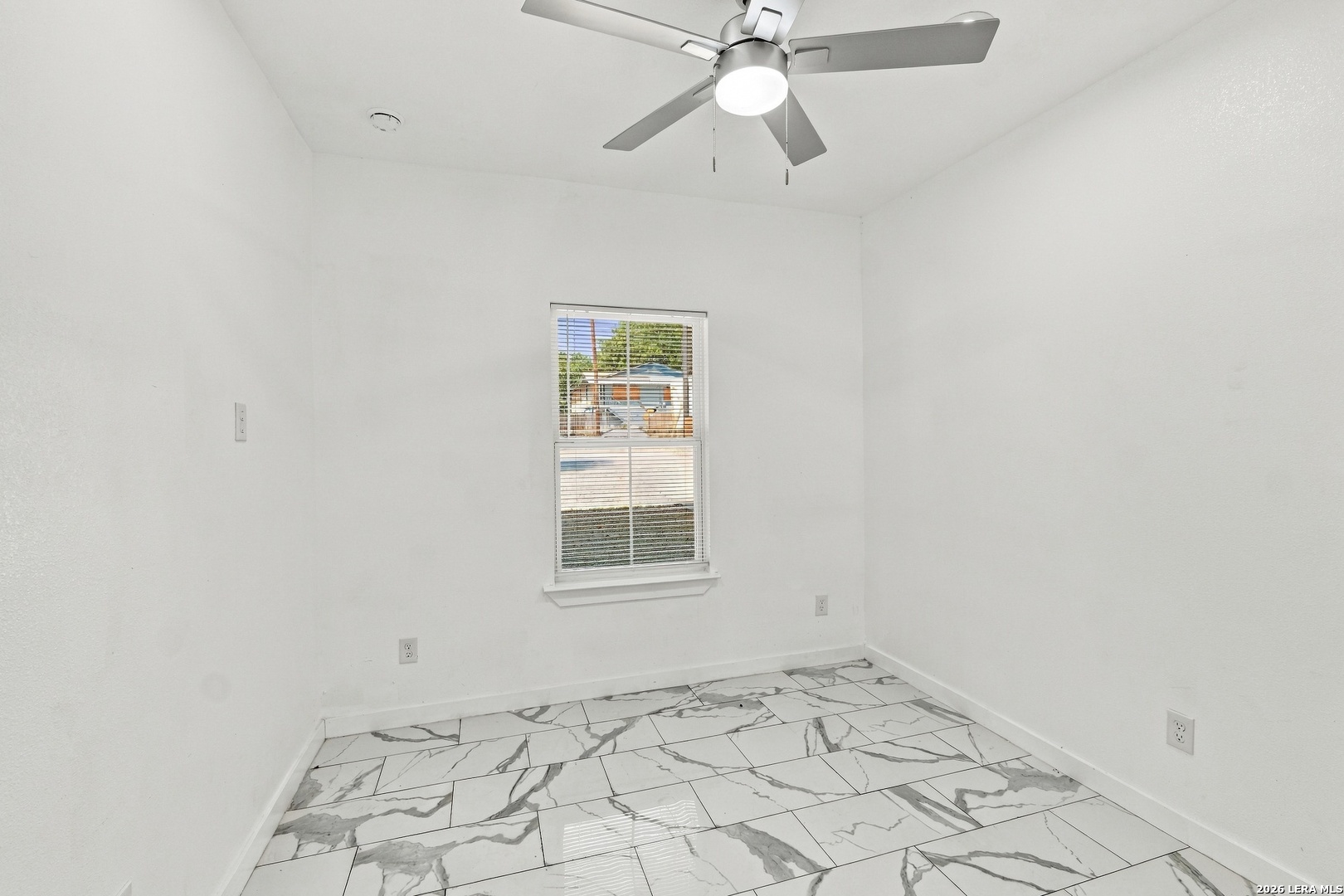 818 S Mel Waiters San Antonio TX 78203
