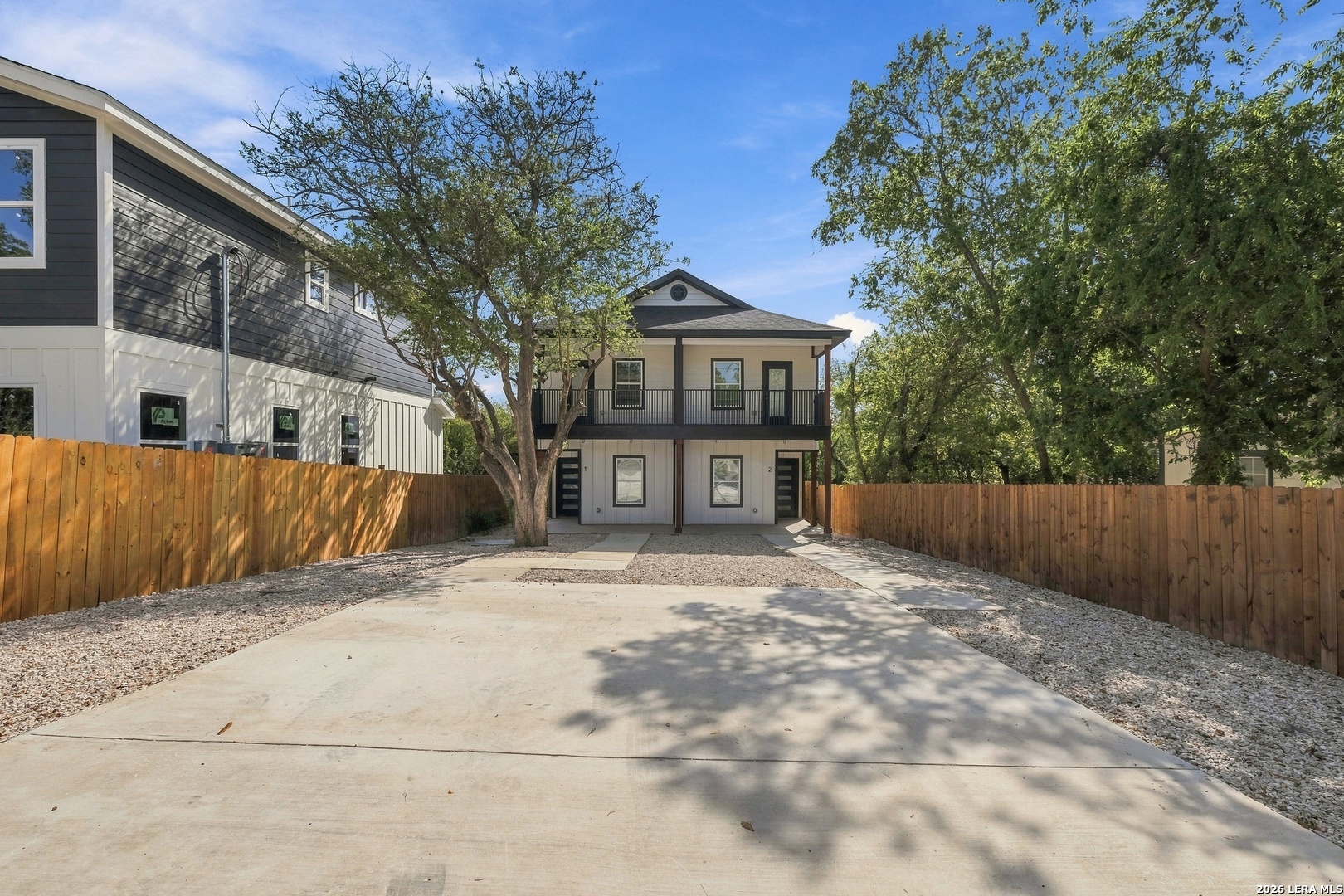818 S Mel Waiters San Antonio TX 78203