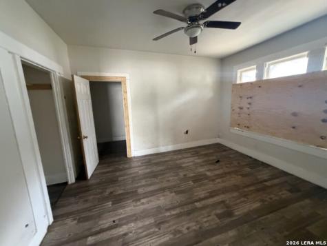 5408 S Flores Street San Antonio TX 78214
