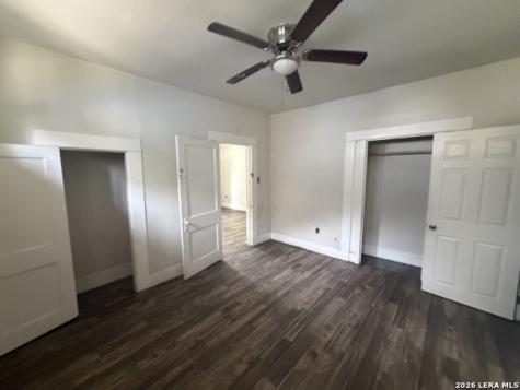 5408 S Flores Street San Antonio TX 78214