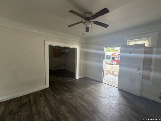 5408 S Flores Street San Antonio TX 78214