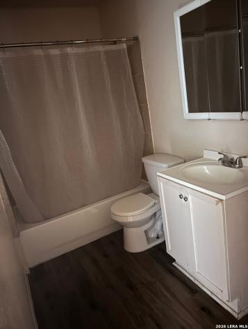 728 S Guadalupe Seguin TX 78155