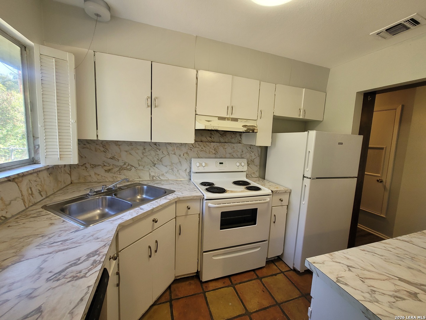 521/523 Southtrail Drive San Antonio TX 78216