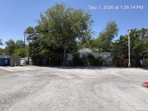 4406 W Commerce San Antonio TX 78237