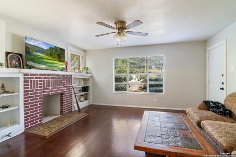 814 W Magnolia San Antonio TX 78212