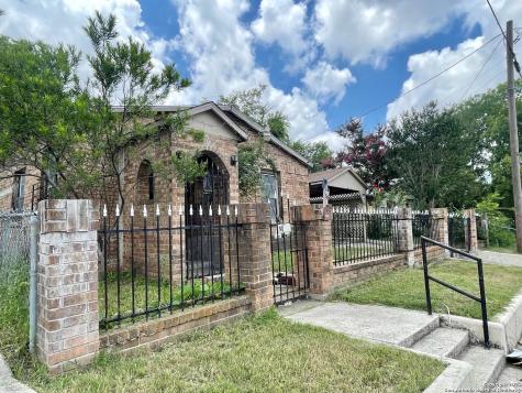 224 Bee Street San Antonio TX 78208