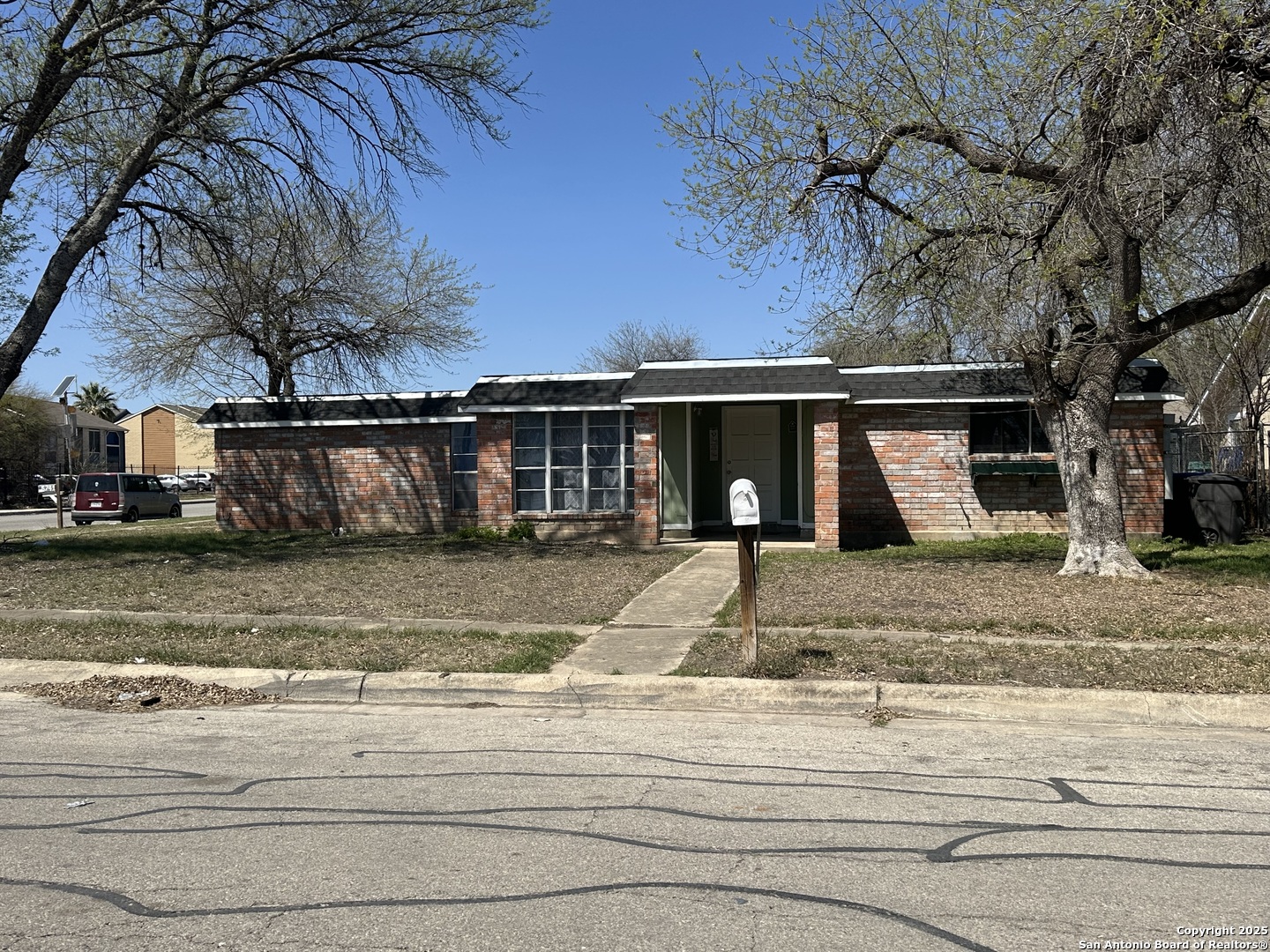 5738 Harefield San Antonio TX 78228