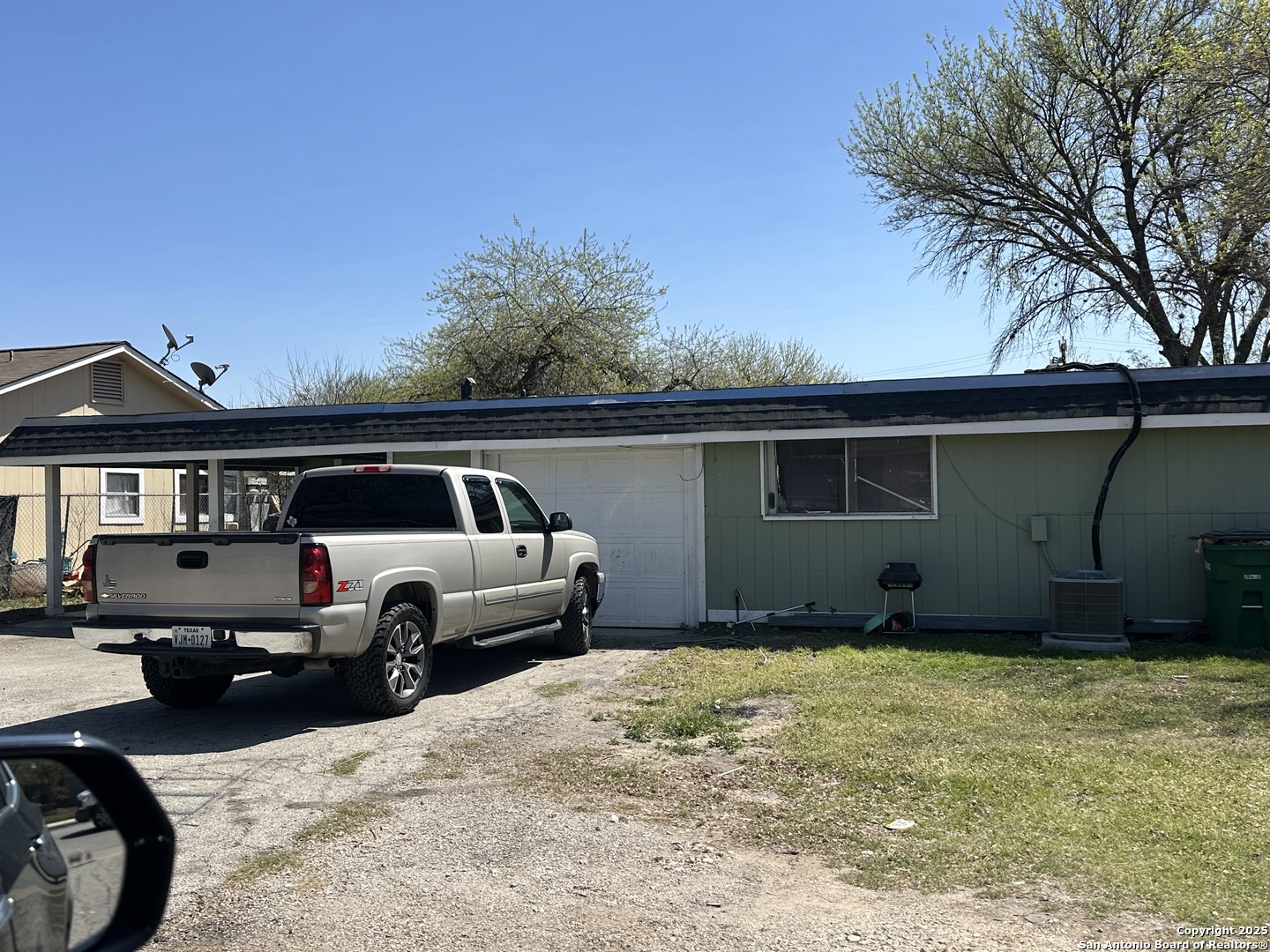 5738 Harefield San Antonio TX 78228