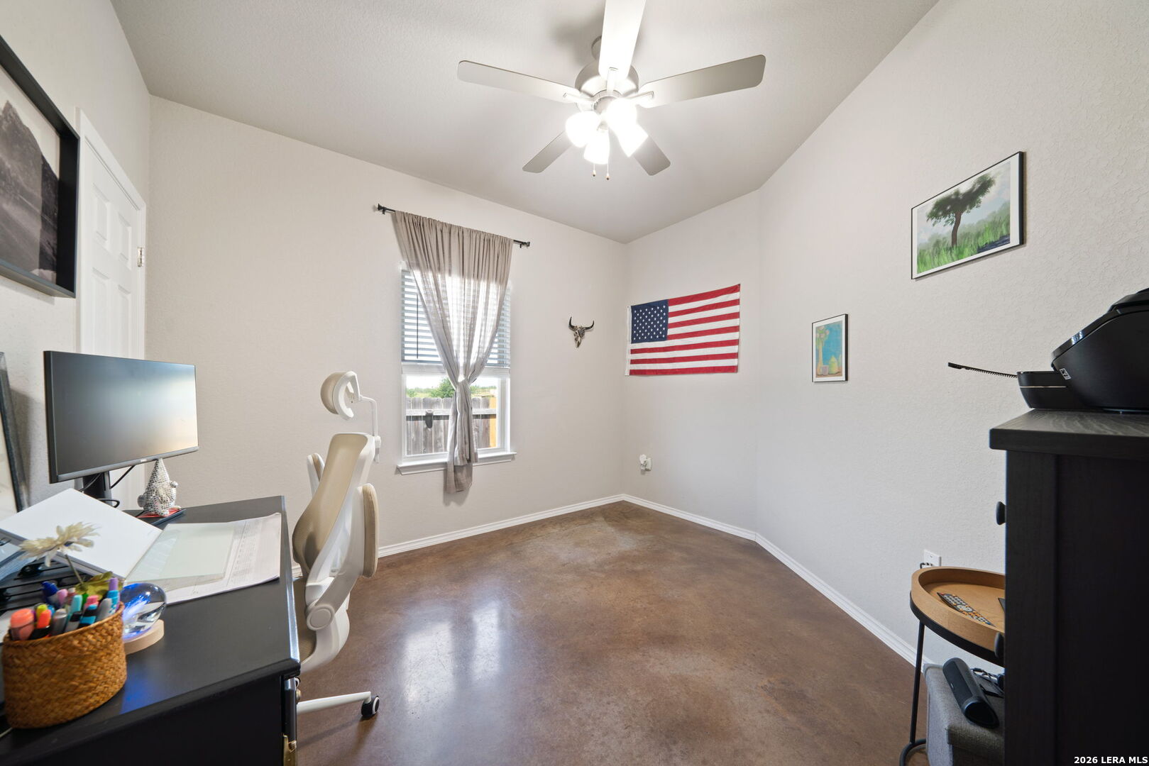 1100/1102 Stanley Seguin TX 78155