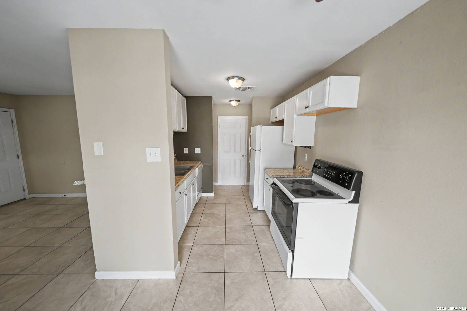 5216 Meadow Field San Antonio TX 78250