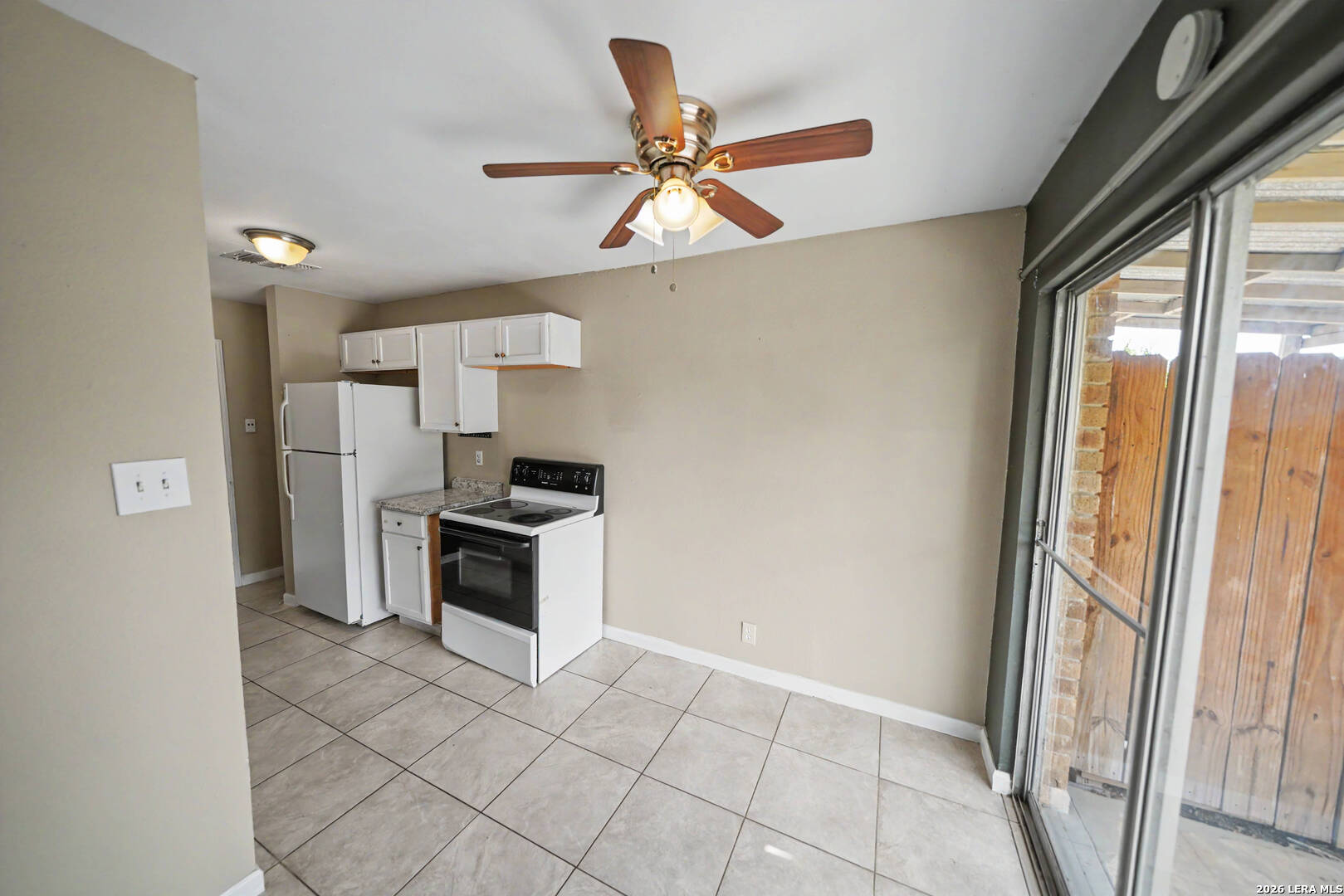 5216 Meadow Field San Antonio TX 78250