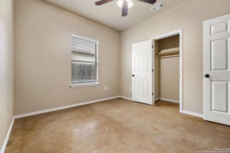 1050 Carolyn New Braunfels TX 78130