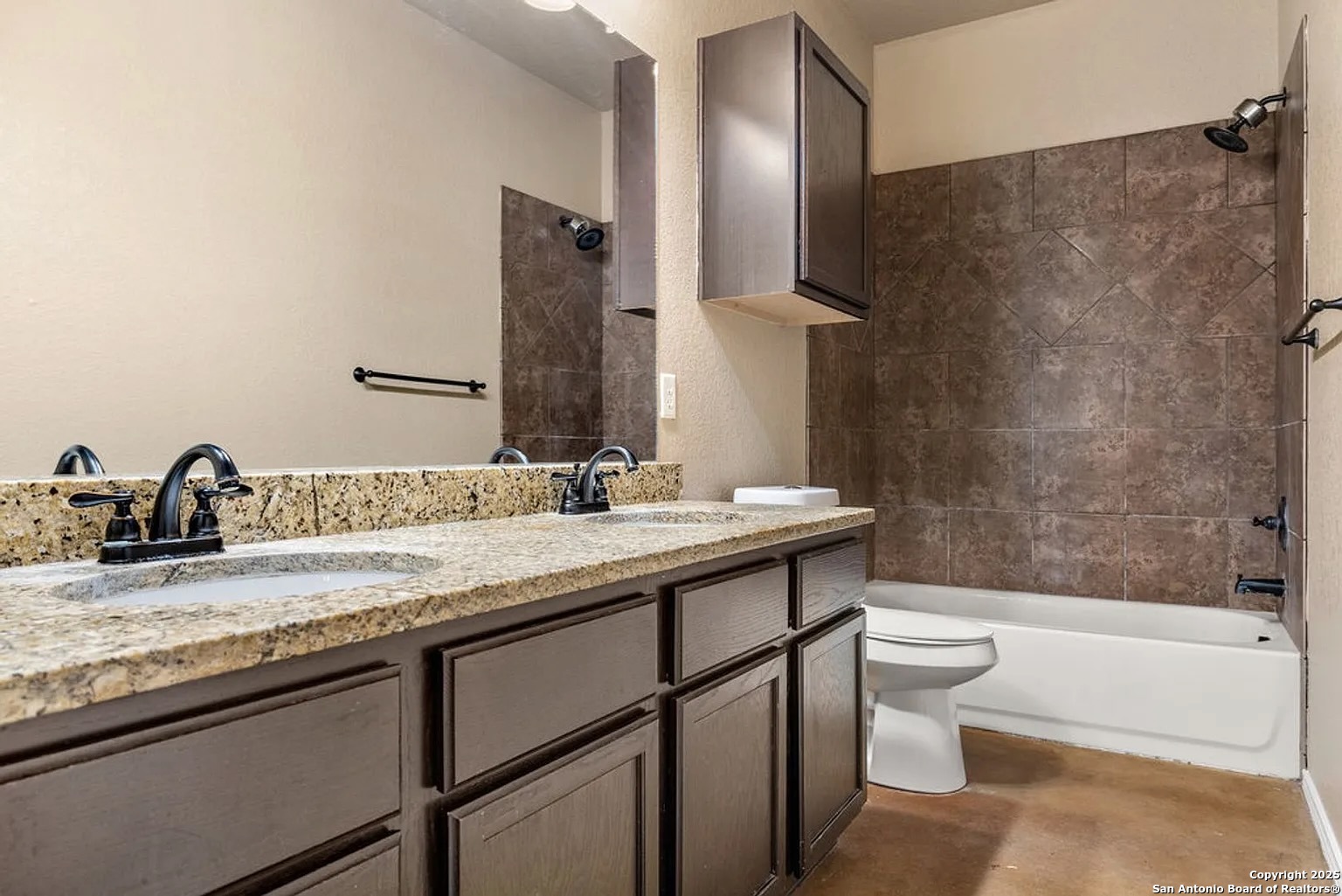 1050 Carolyn New Braunfels TX 78130