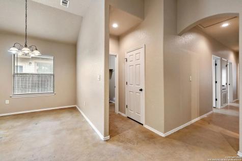 1050 Carolyn New Braunfels TX 78130