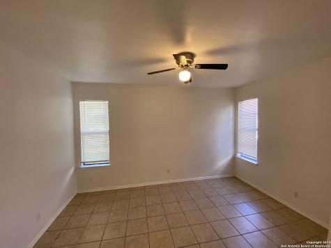 810 Station Street Converse TX 78109