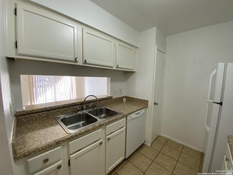 810 Station Street Converse TX 78109