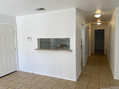810 Station Street Converse TX 78109