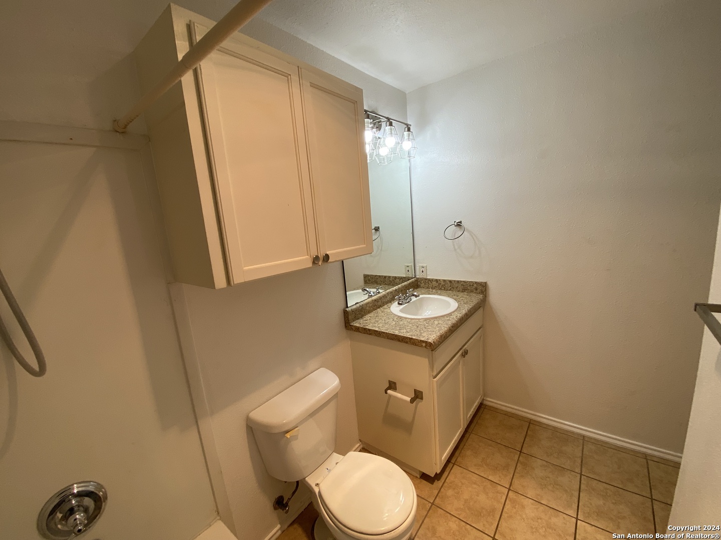 810 Station Street Converse TX 78109