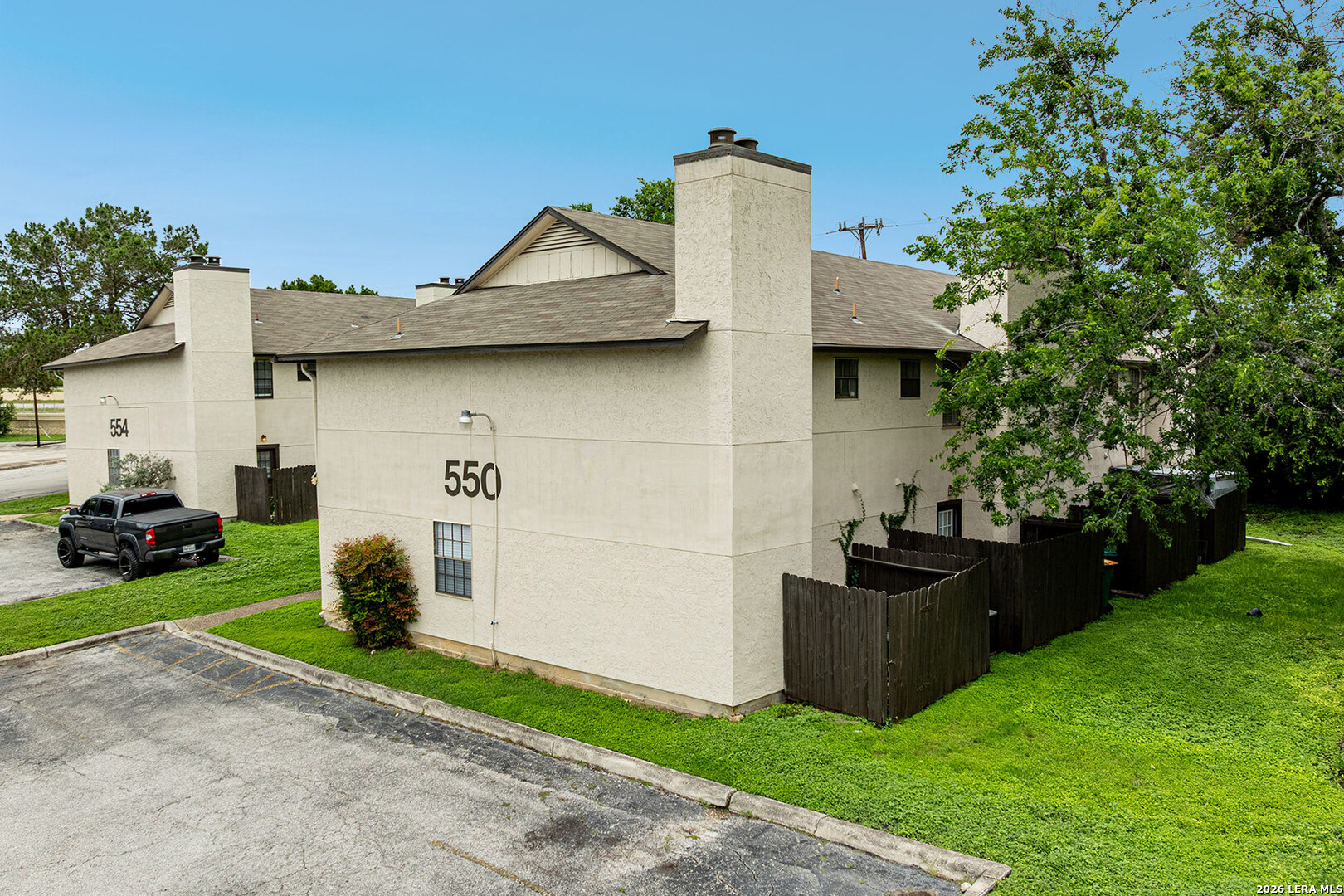 550 Dukeway Universal City TX 78148