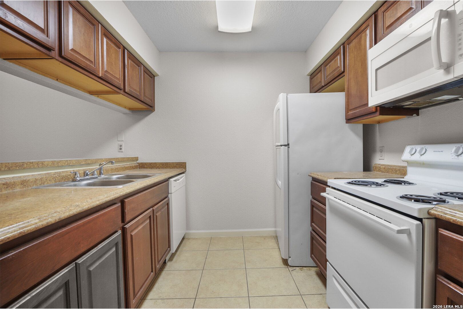 550 Dukeway Universal City TX 78148