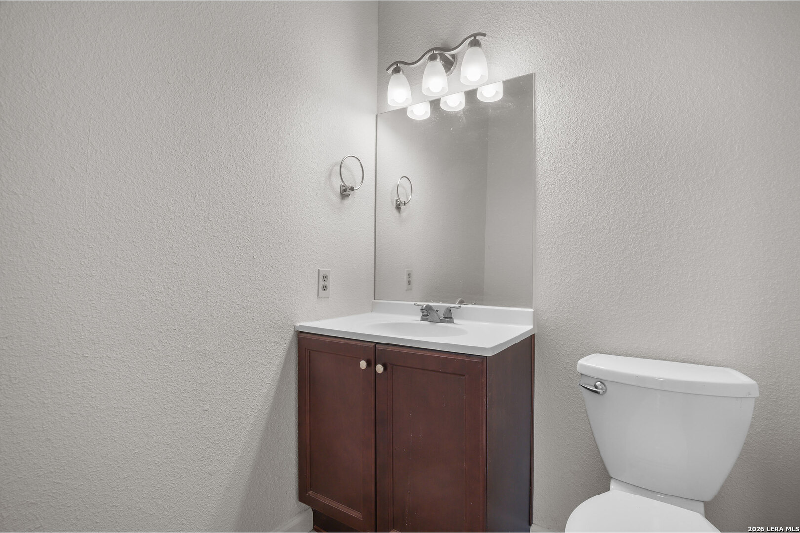 550 Dukeway Universal City TX 78148