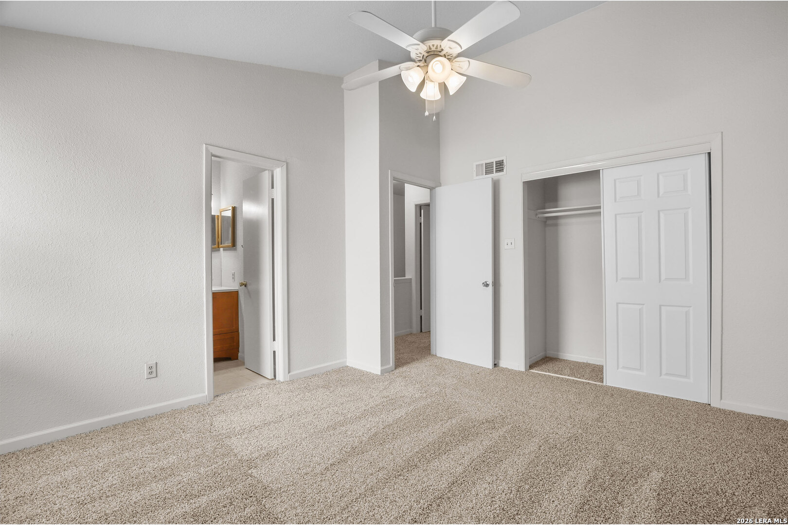 550 Dukeway Universal City TX 78148