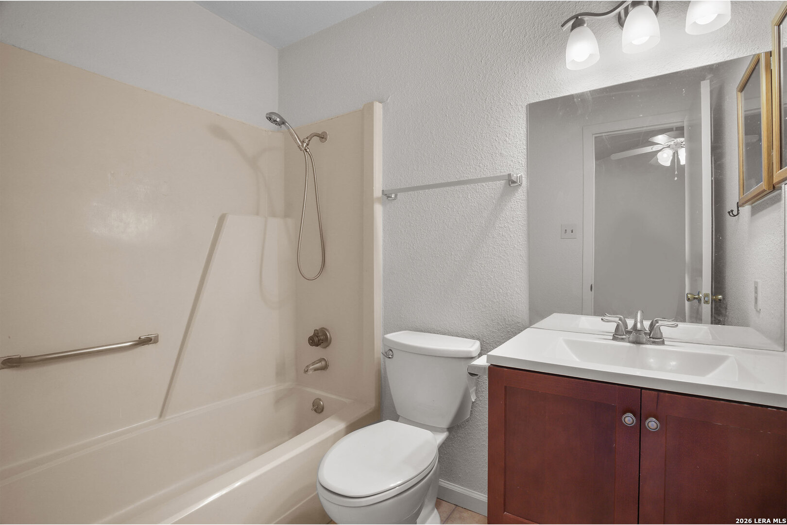 550 Dukeway Universal City TX 78148
