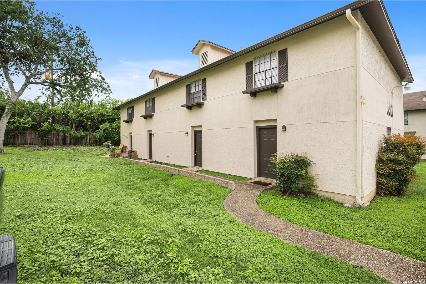 550 Dukeway Universal City TX 78148