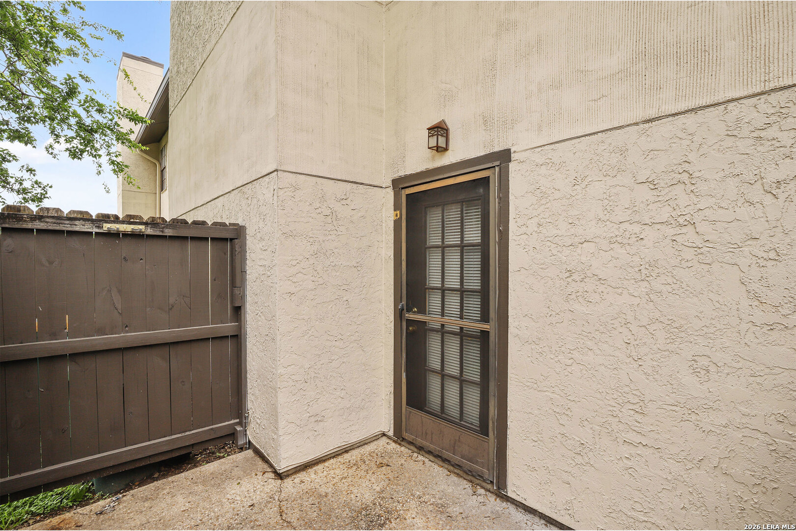 550 Dukeway Universal City TX 78148