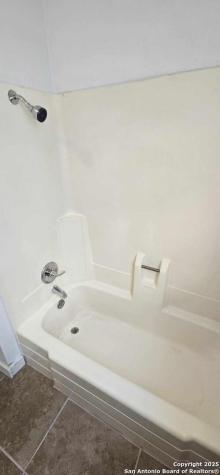 1040 Clower San Antonio TX 78201
