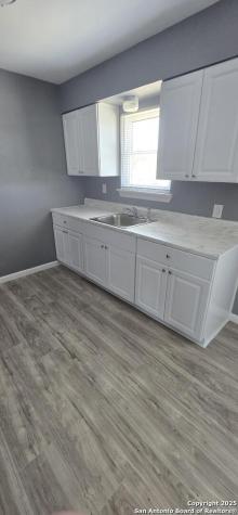 1040 Clower San Antonio TX 78201