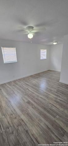 1040 Clower San Antonio TX 78201