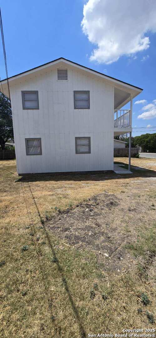1040 Clower San Antonio TX 78201