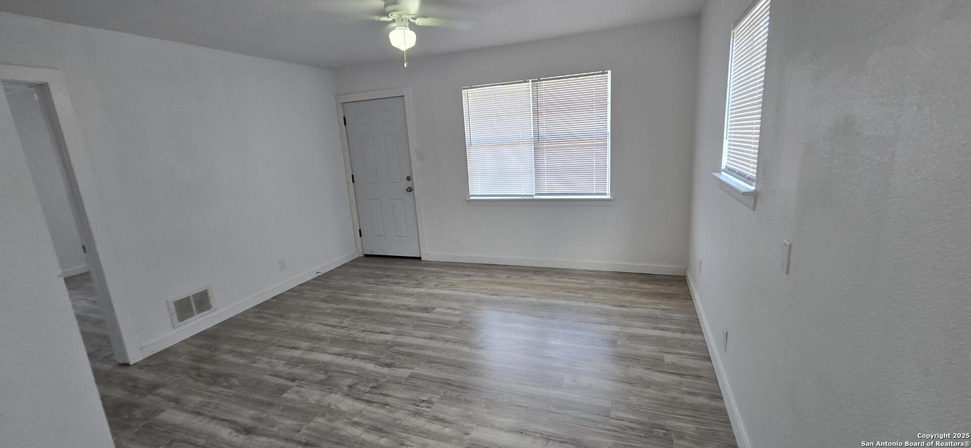 1040 Clower San Antonio TX 78201