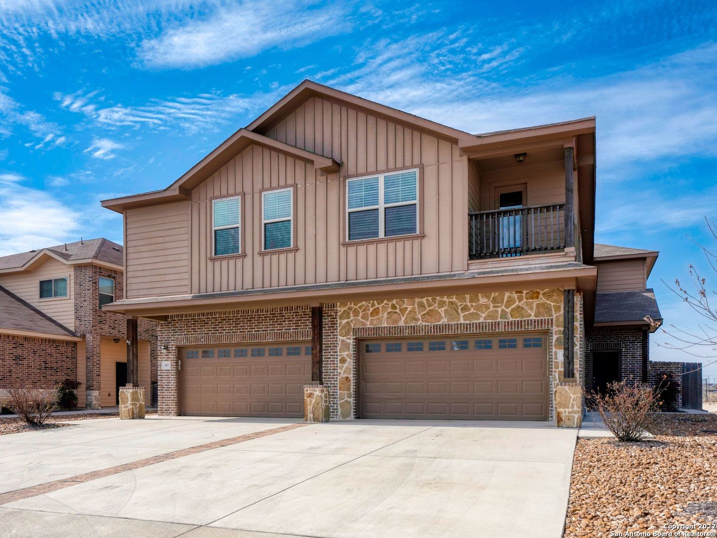 303/307 Creekside Curve New Braunfels TX 78130
