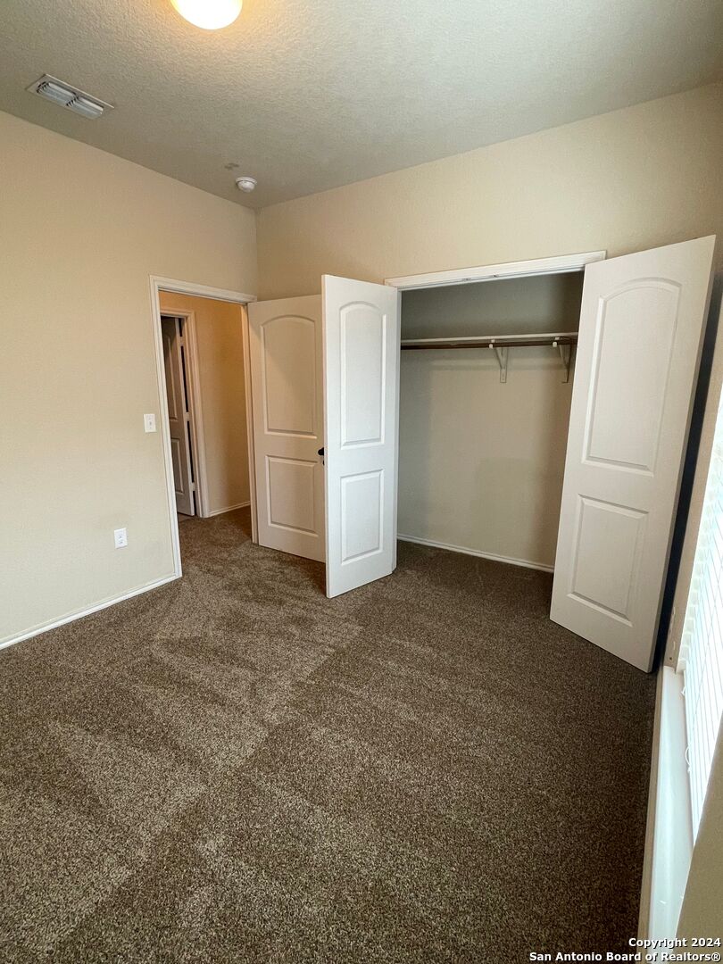 713/717 Creekside Circle New Braunfels TX 78130